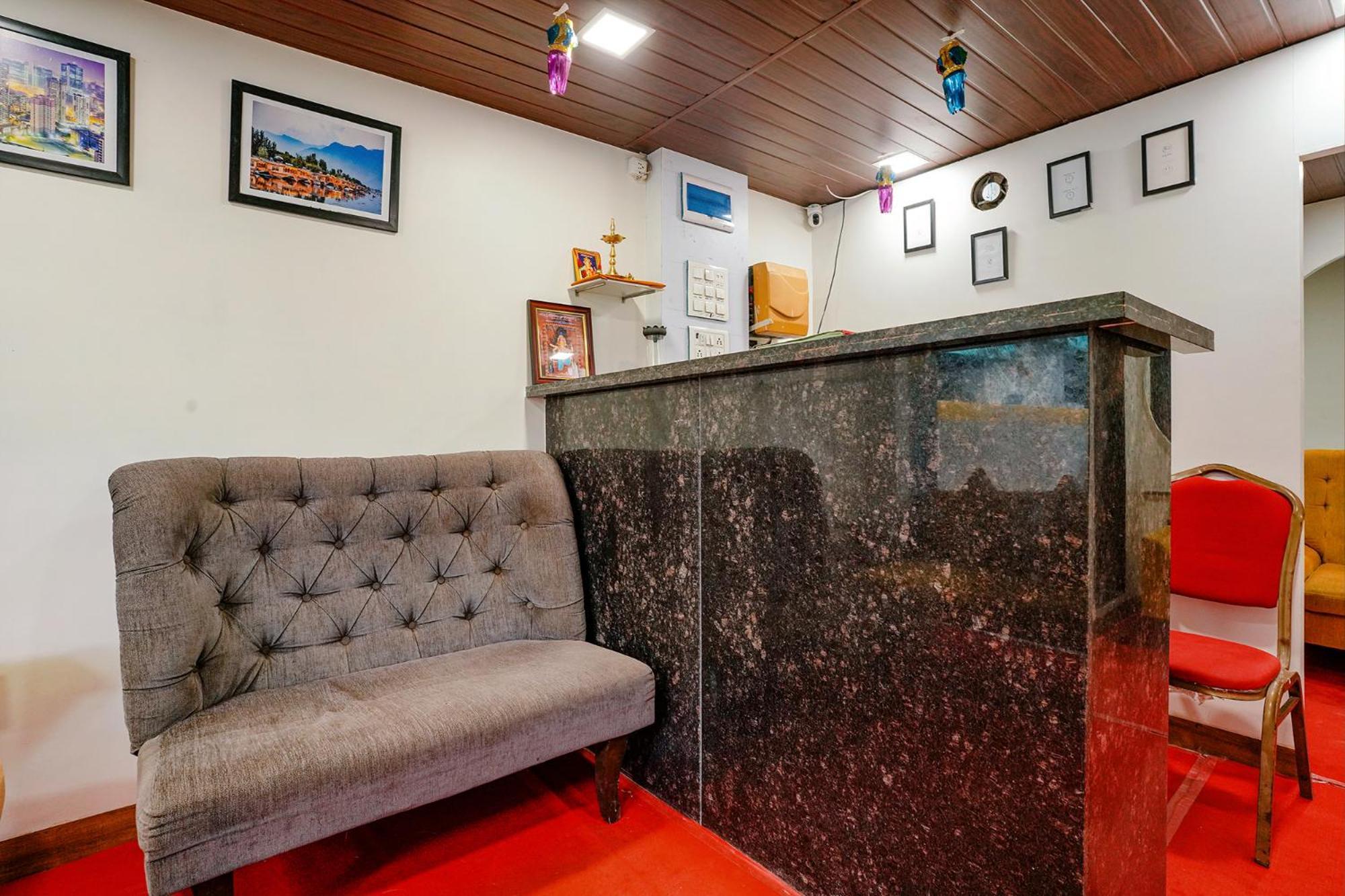 Hotel Bindra Elite Mumbai Bagian luar foto