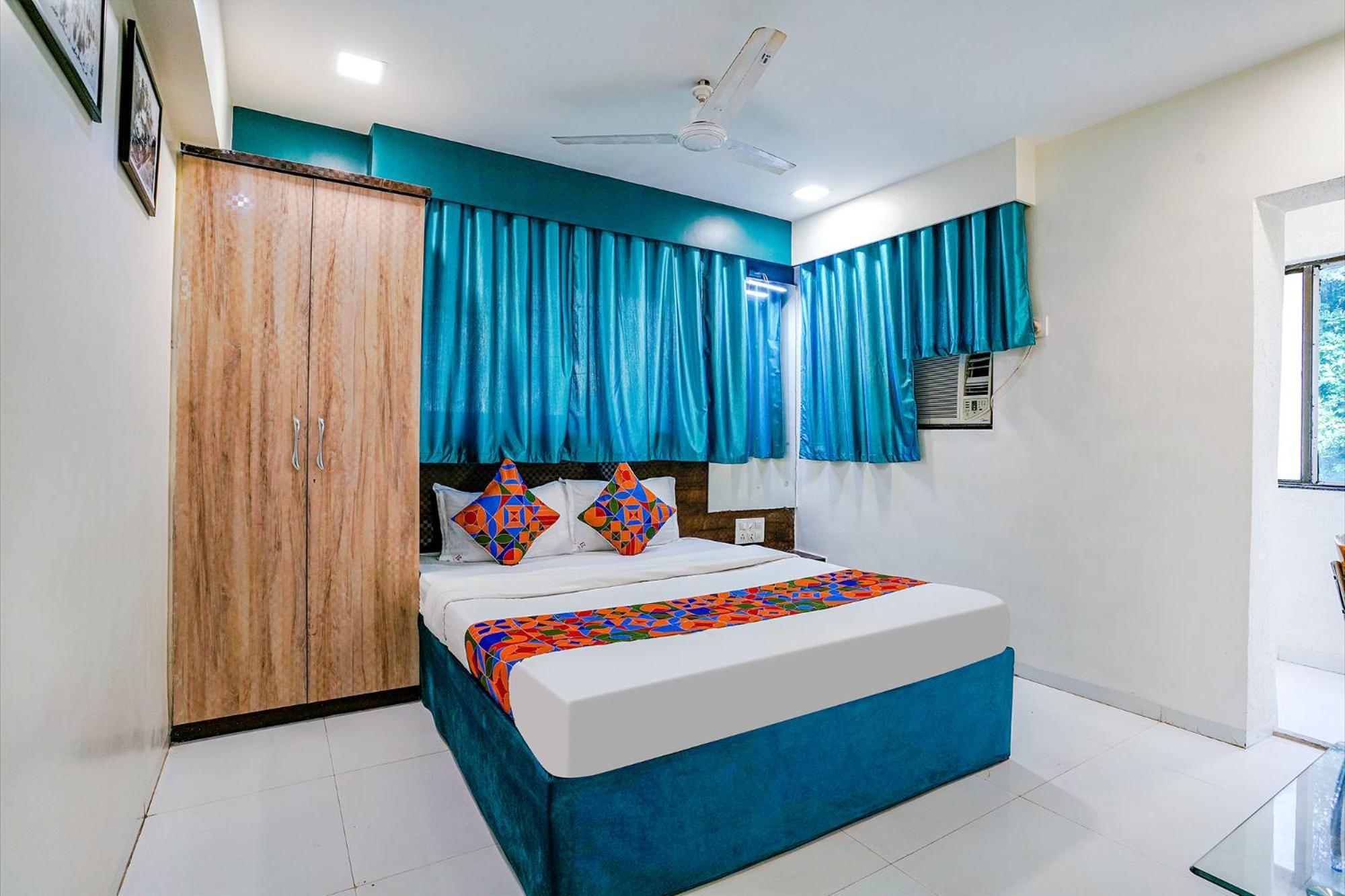 Hotel Bindra Elite Mumbai Bagian luar foto